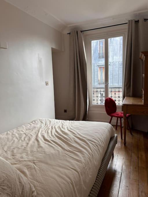 Un Fabuleux Decor Pour Un Chaleureux Appartement Париж Экстерьер фото