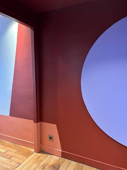 Un Fabuleux Decor Pour Un Chaleureux Appartement Париж Экстерьер фото