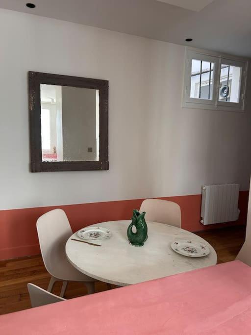 Un Fabuleux Decor Pour Un Chaleureux Appartement Париж Экстерьер фото